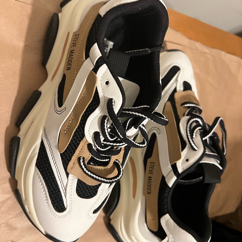 Steve Madden Kids' Black, White, and Tan Sneakers